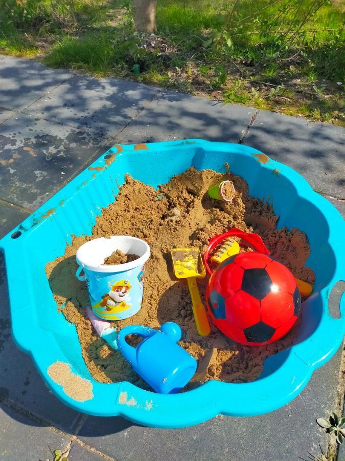 Bj Chalets - Robbengat 68 - Gezellige Chalet Op Vakantiepark Lauwersoog! Vroege Incheck! Eksteriør bilde