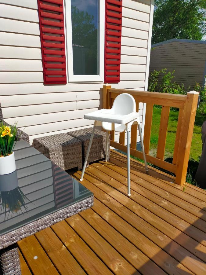 Bj Chalets - Robbengat 68 - Gezellige Chalet Op Vakantiepark Lauwersoog! Vroege Incheck! Eksteriør bilde